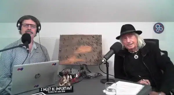 Rudi en Jan in gesprek.
